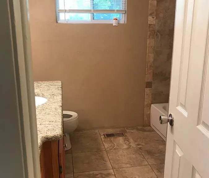 811 N Kansas St — Photo 5