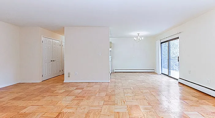 Fort Totten Apartments — Photo 10