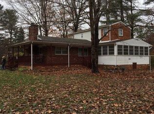 2146 Mount Torrey Rd, Lyndhurst, VA 22952