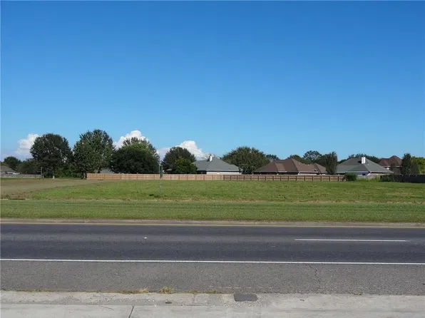Belle Terre Blvd, La Place, LA 70068