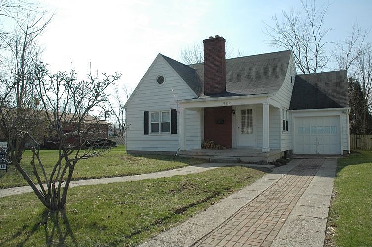 1st image of 952 Croyden Dr