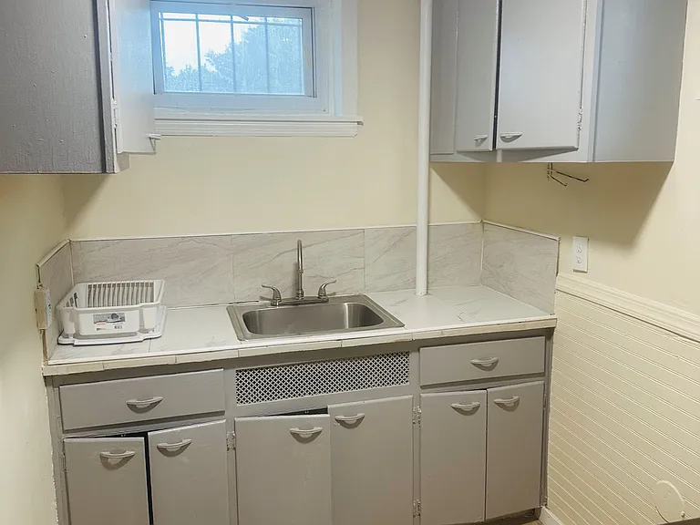 367 Fairview Ave — Photo 5
