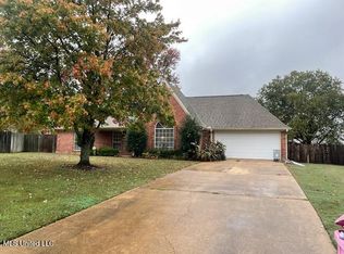 7415 Foxbury Cv, Southaven, MS 38671