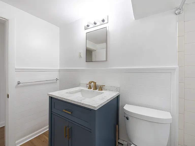 670 Main St #1 — Photo 23