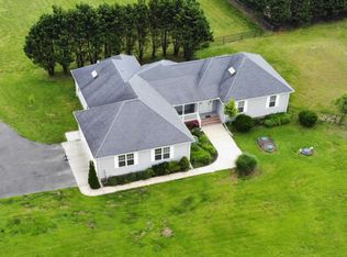 12716 Holly Ridge Ln, Delmar, DE 19940