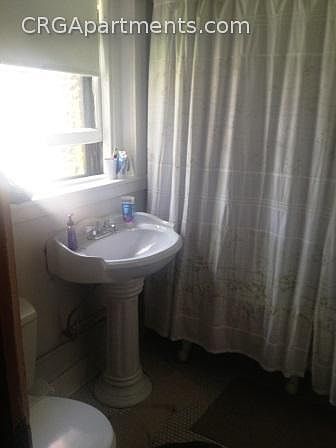 2nd image of 102 Spring St