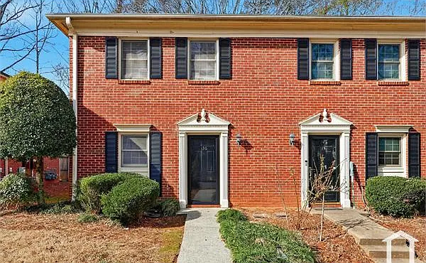 2 bed, $1,799 — Photo 2