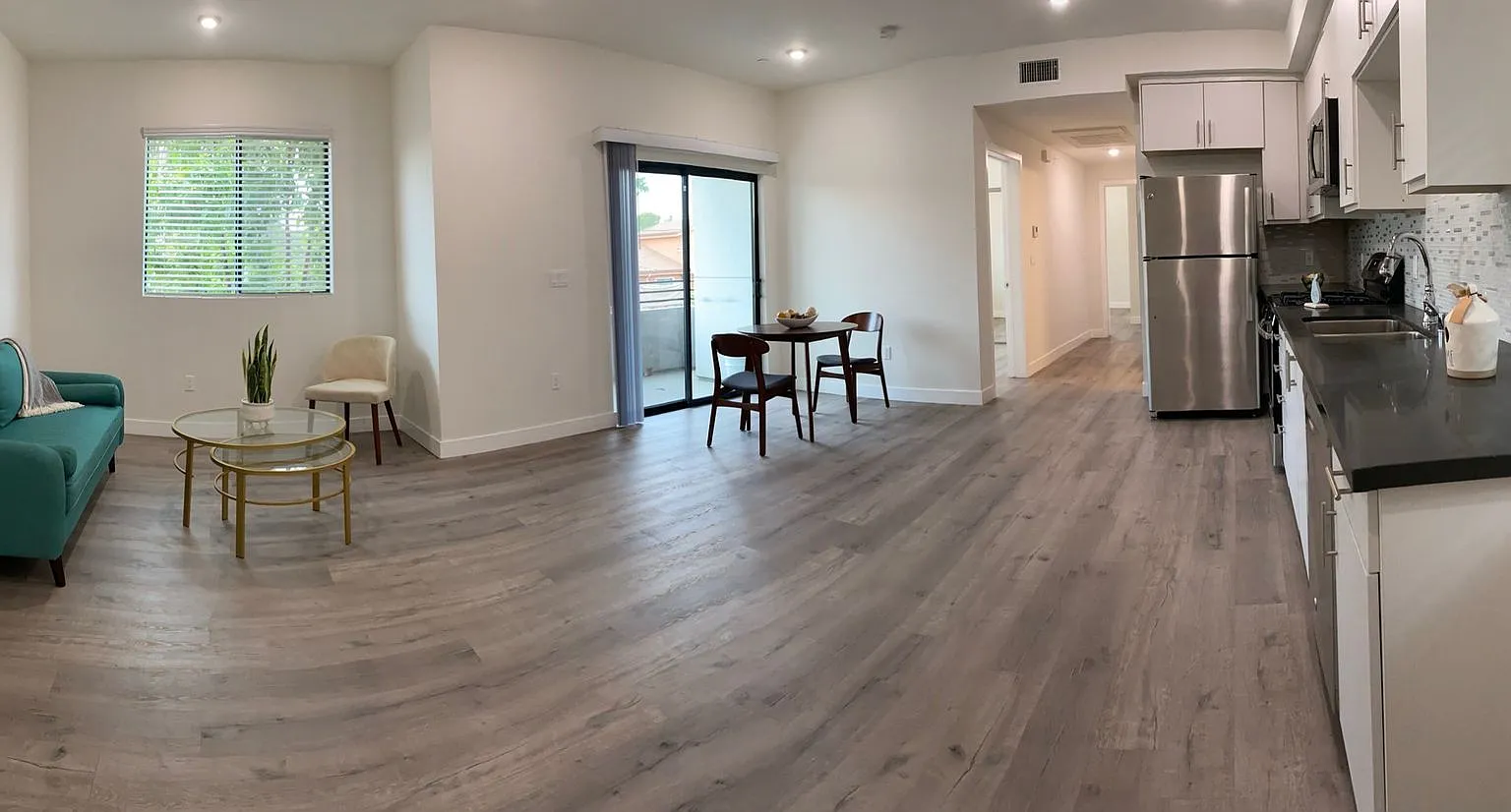 Calvert Apartments — Photo 3