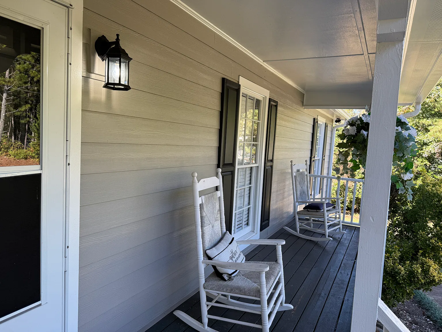 4 bed, 2300 sqft, $2,400 — Photo 3