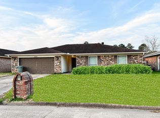 5850 Falcon Ln, Beaumont, TX 77708