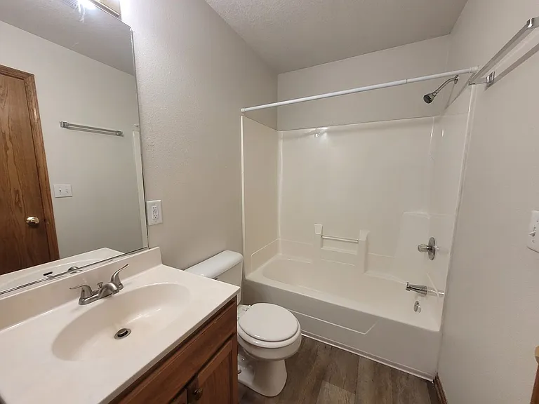 Mulberry Pointe Apartment Homes — Photo 13