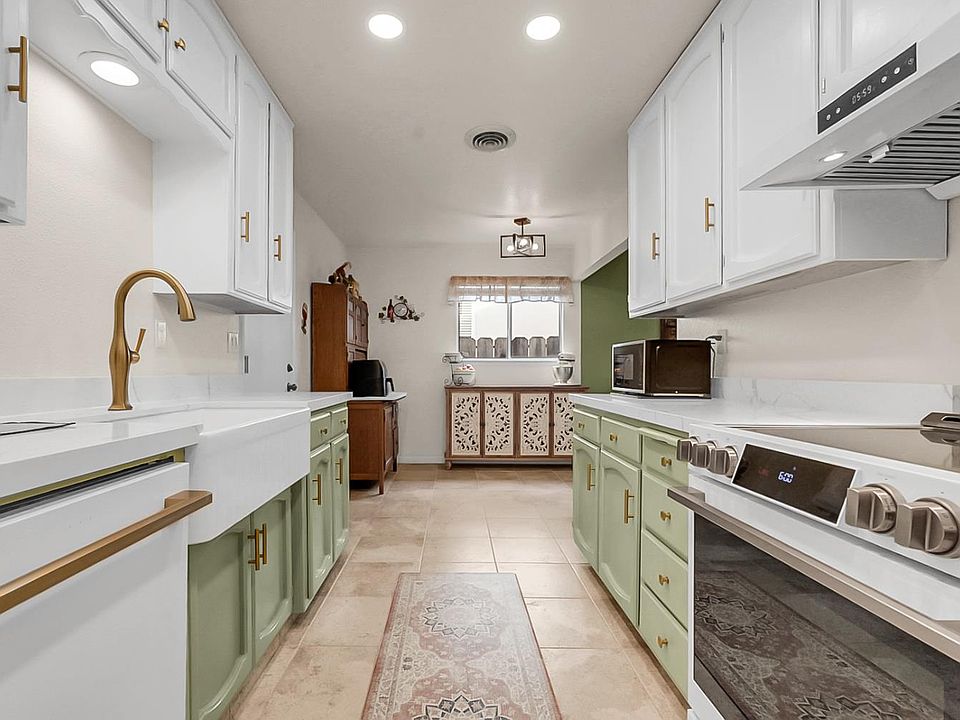 1st image of 1213 E A St