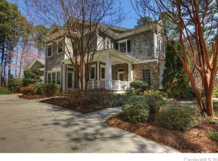 121 Seabury Dr, Mooresville, NC 28117