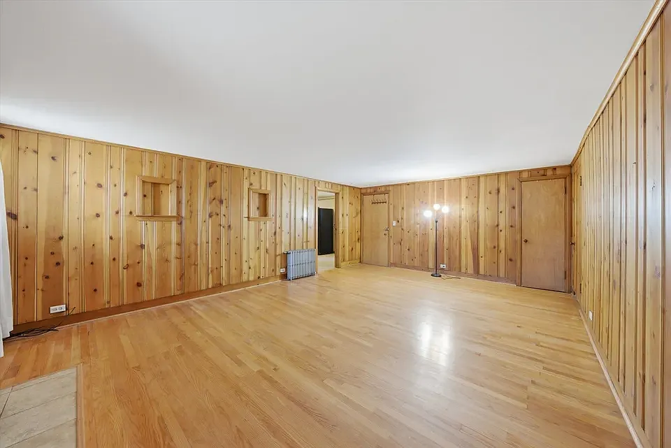 1 bed, 700 sqft, $1,300 — Photo 3