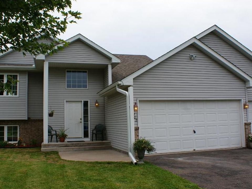 1st image of 702 Isanti Pkwy