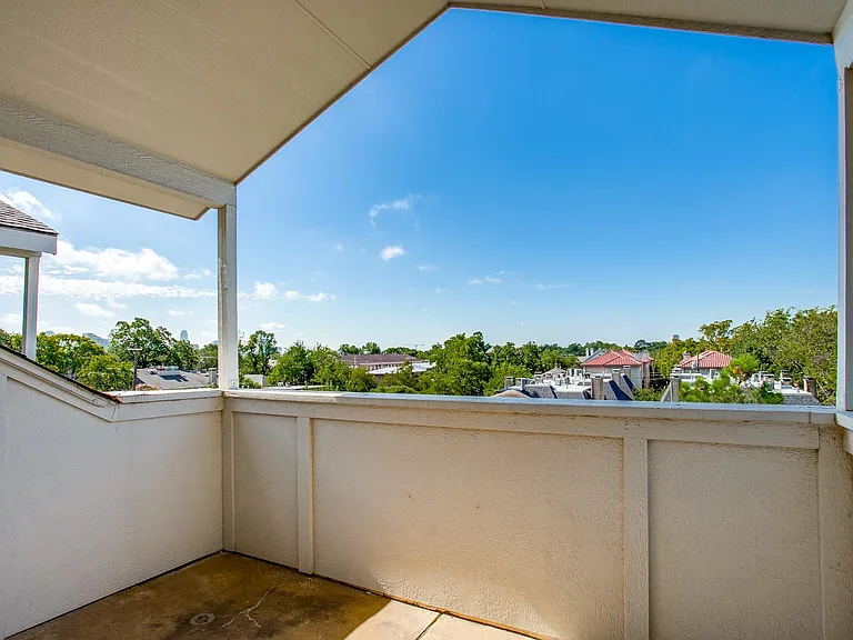 4502 Holland Ave — Photo 33
