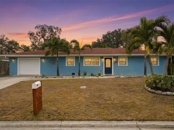 2166 Lanai Ave, Belleair Bluffs, FL 33770