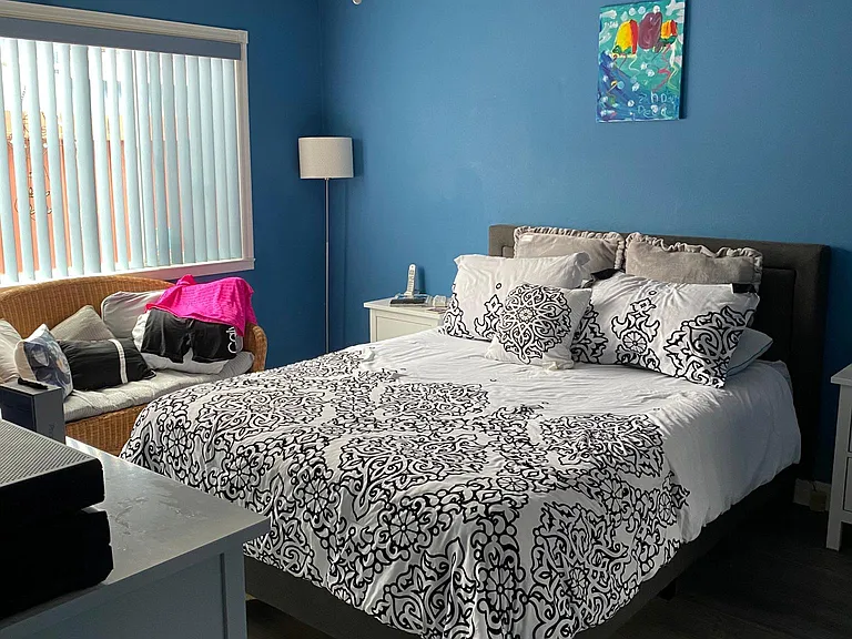 1419 Flores Dr — Photo 16