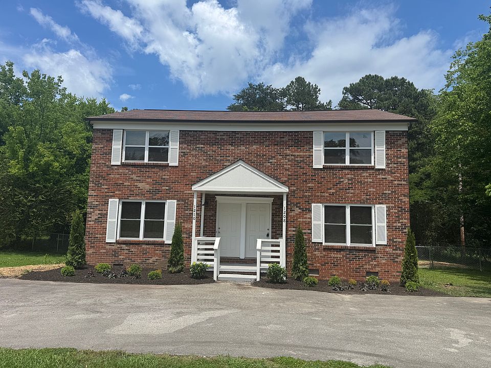 1st image of 1208 Park Hill Cir NW