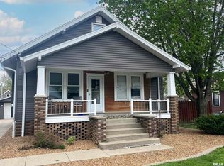 105 Hopkins St, Bartonville, IL