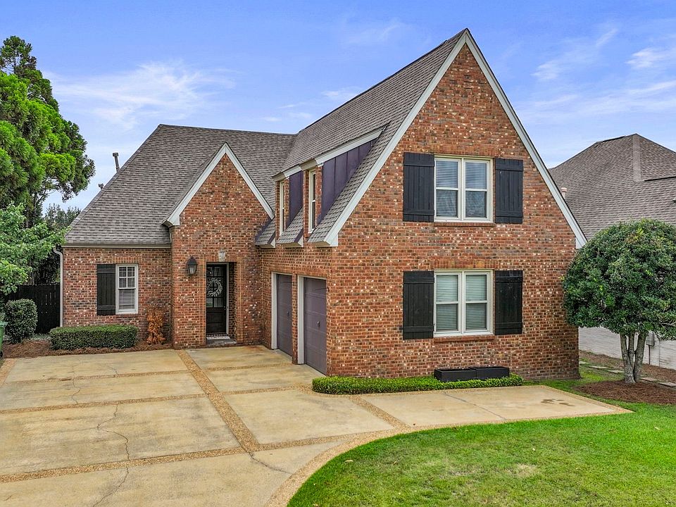 1st image of 8613 Lillian Pl