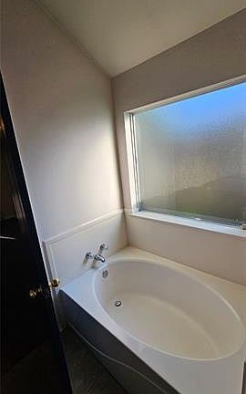 3rd image of 1708 English Colony Dr