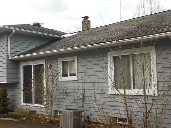4th image of 2115 Apple Dr