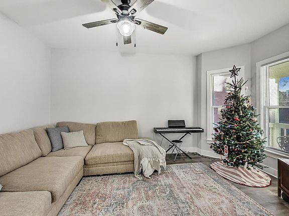5th image of 4813 N Paulina St #1