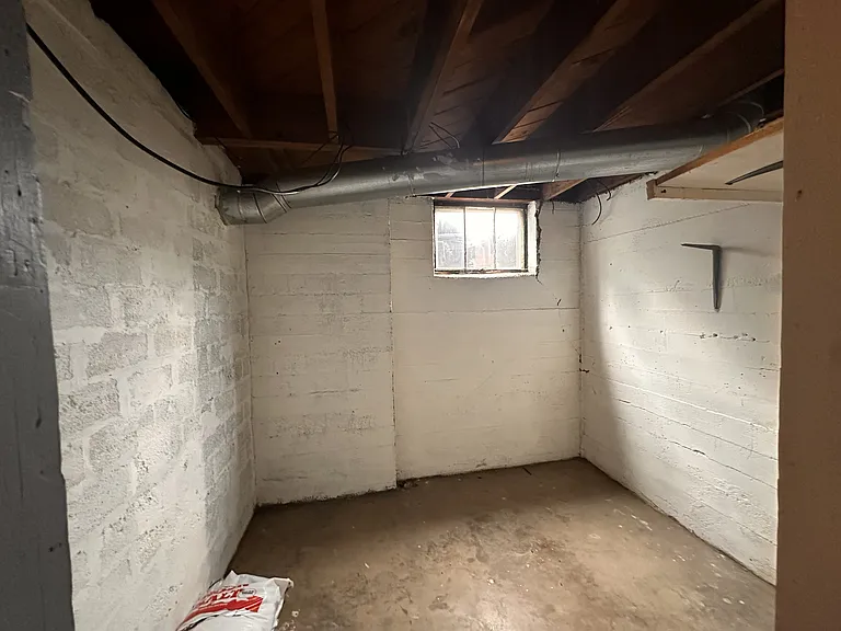 9445 Reading Rd — Photo 8
