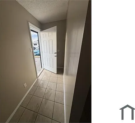 2609 Cedar Ave #4 — Photo 4