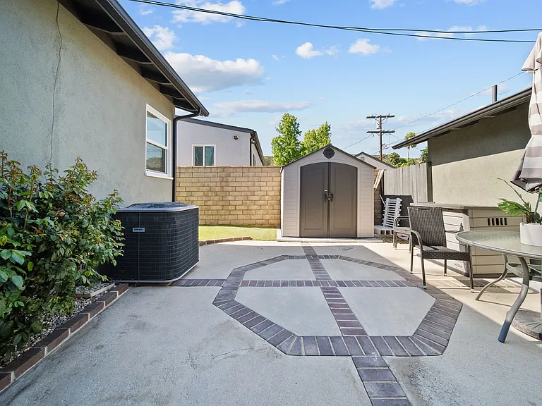 10257 McVine Ave — Photo 28