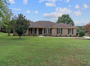 122 Emory Dr, Harvest, AL 35749