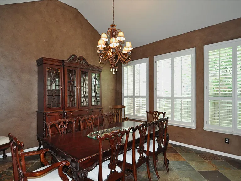 13607 Goldwater Ct — Photo 10