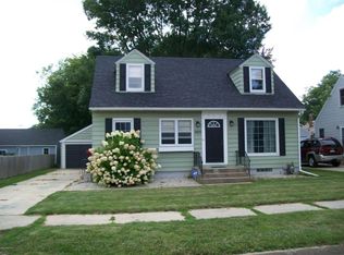 1405 8th Ave NE, Rochester, MN 55906