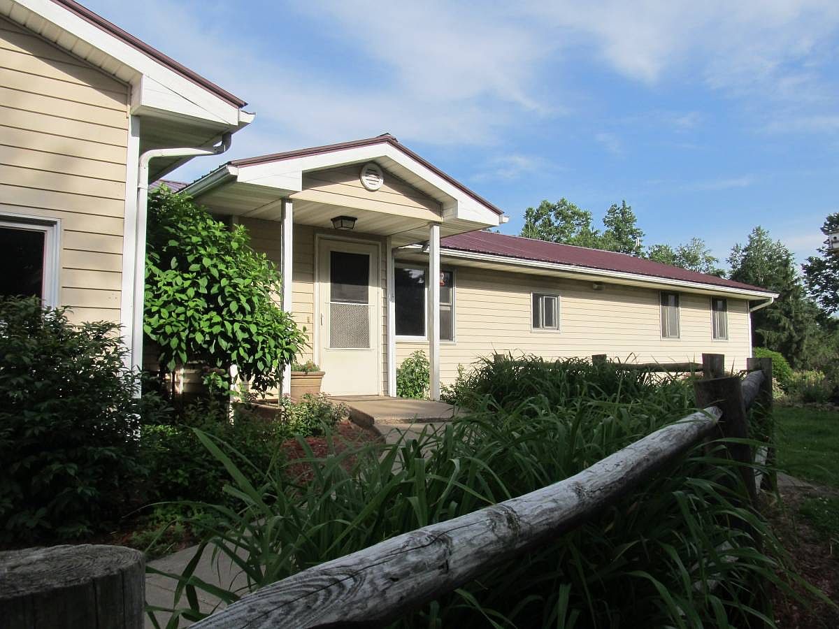 6191 Shattuck Rd, Belvidere, IL 61008 Zillow