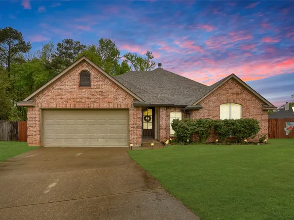 304 Haguewood Cir, Haughton, LA 71037