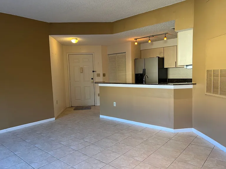 2445 SW 18th Ter #920 — Photo 13
