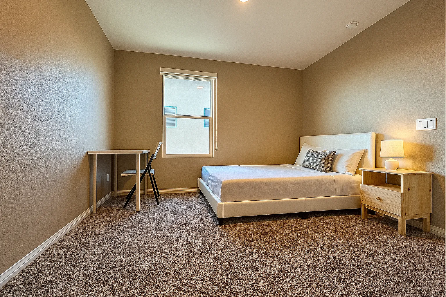 9 - 7705 River Gulch Rd, Riverside, CA 92507 - 9 - 8 F2 Share Bath — Photo 1