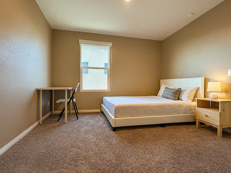 7549 Grazing Ln #8 — Photo 1