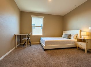 7549 Grazing Ln #7, Riverside, CA 92507