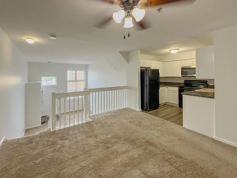 4306 Maple St — Photo 9
