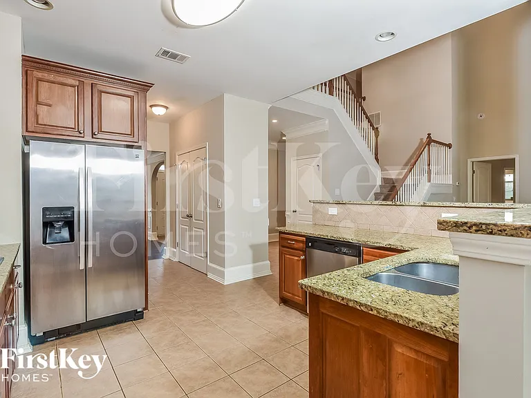 164 Grandiflora Dr — Photo 5