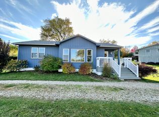 1217 Maple St, Lake In The Hills, IL 60156