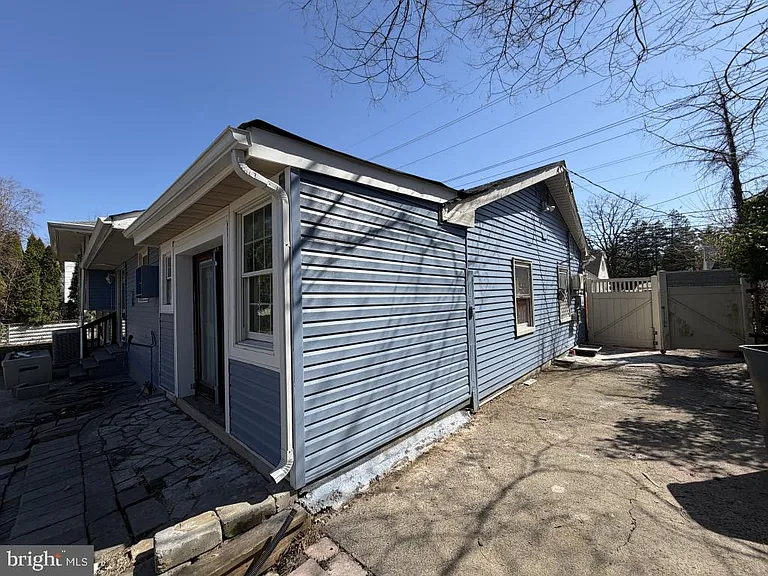 322 Nicholson Rd — Photo 37