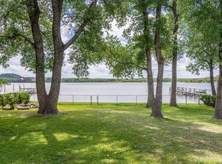 2413 E Lake Dr, Weatherford, TX 76087
