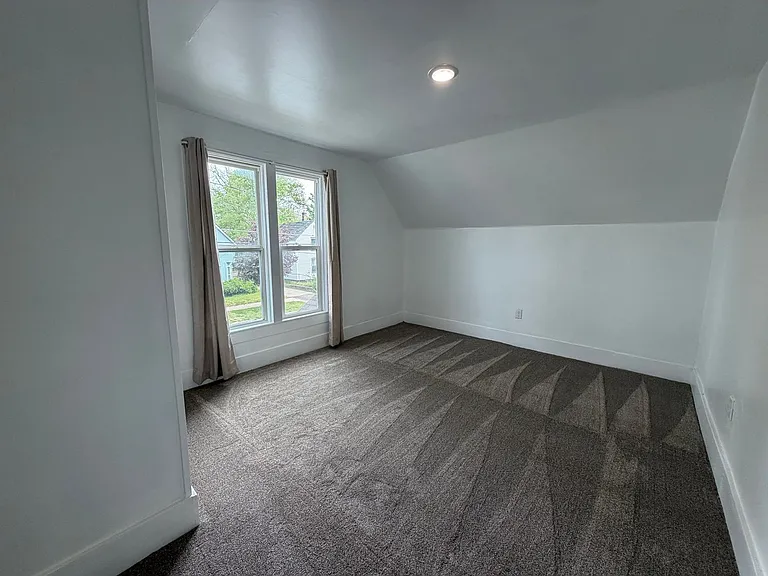128 Fair St SE — Photo 23