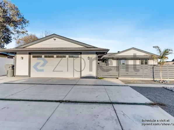 9711 Pebble Beach Dr, Santee, CA 92071