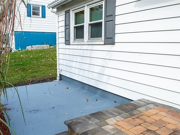 2nd image of 33 Heidt Ave