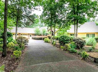 17 Provecho Ln, Hot Springs Village, AR 71909