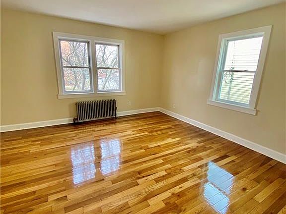 4th image of 1512 Allerton Ave